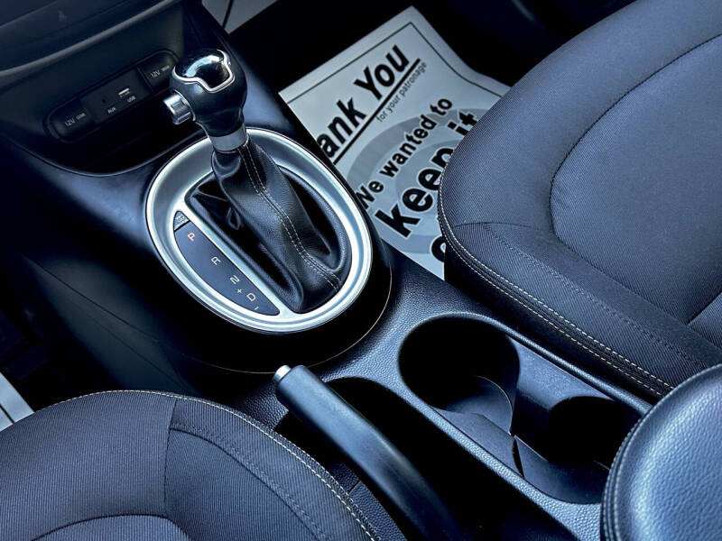 2017 Kia Soul +