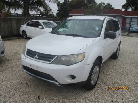 2007 Mitsubishi Outlander for sale at K & V AUTO SALES LLC in Hollywood FL