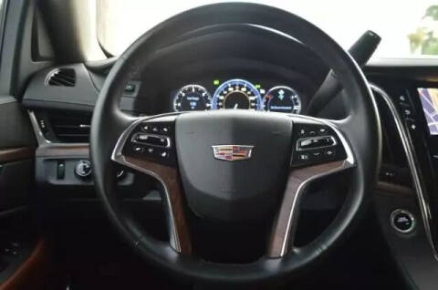 2015 Cadillac Escalade Luxury