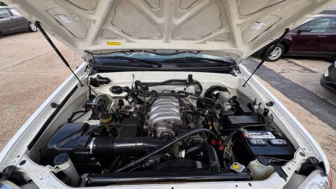 2004 Toyota Sequoia SR5