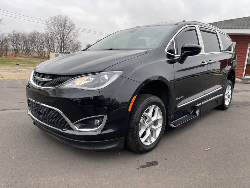 2019 Chrysler Pacifica Touring L Plus 35th Anniversary