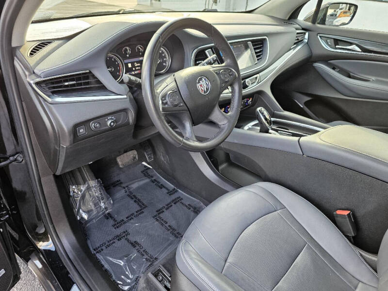 2021 Buick Enclave Essence
