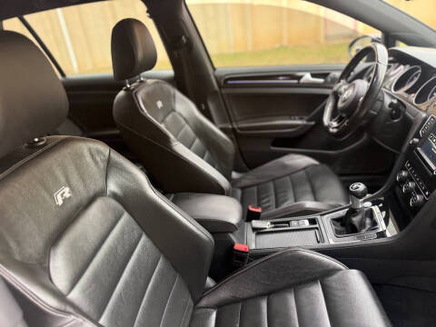 2016 Volkswagen Golf R 4Motion