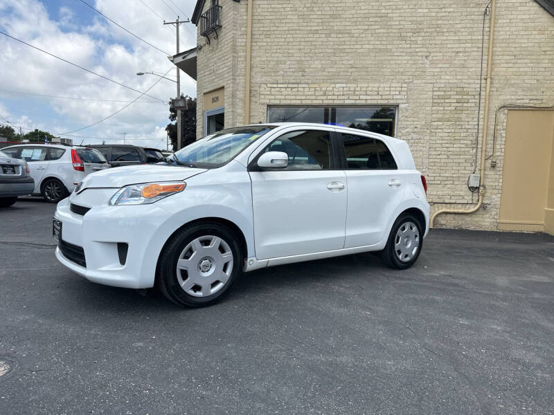 2010 Scion xD