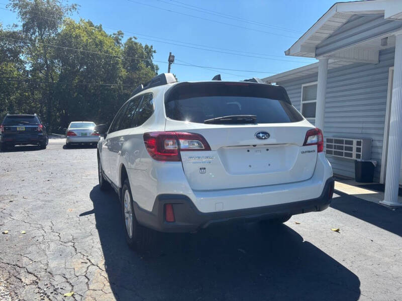 2018 Subaru Outback 2.5i Premium