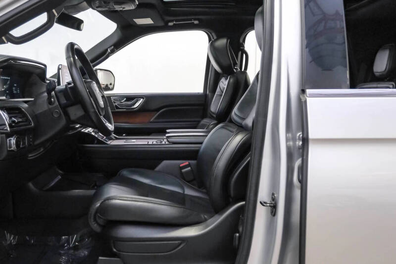 2018 Lincoln Navigator Select