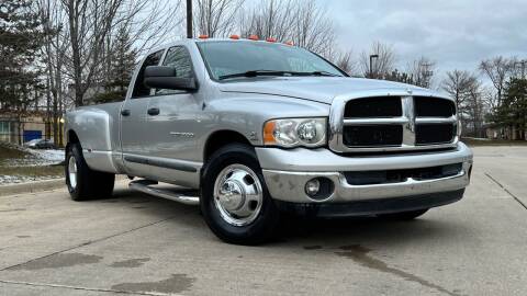 2003 Dodge Ram Pickup 3500 for sale at Western Star Auto Sales in Chicago IL