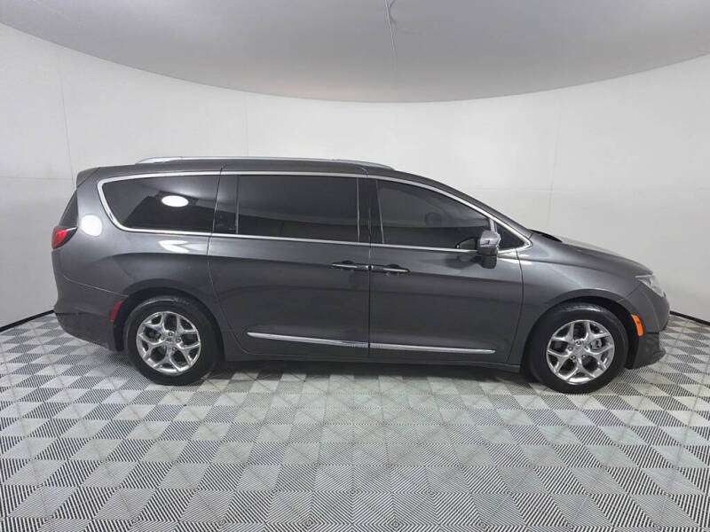 2018 Chrysler Pacifica Limited