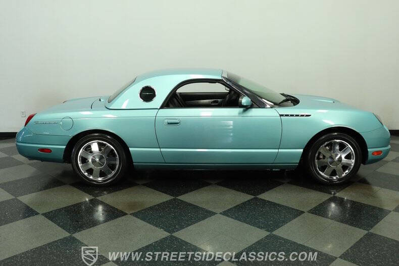 2002 Ford Thunderbird Deluxe