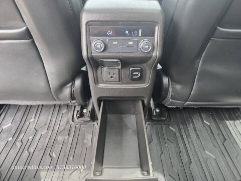 2017 GMC Acadia SLT-1