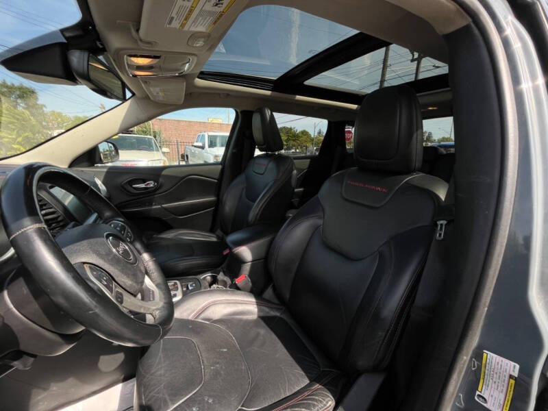 2014 Jeep Cherokee Trailhawk