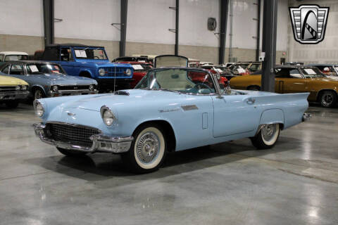 1957 Ford Thunderbird