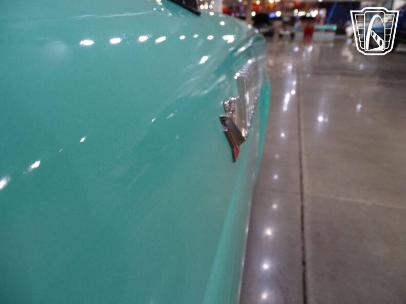 1955 Ford Thunderbird