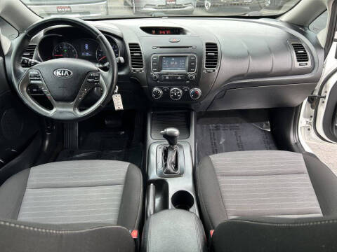 2016 Kia Forte5 EX