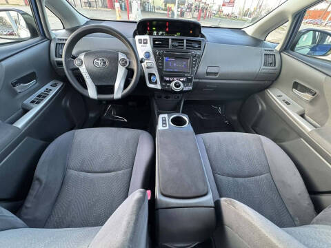 2013 Toyota Prius v