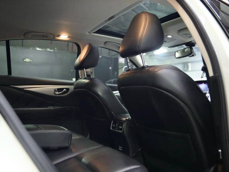 2021 Infiniti Q50 Luxe