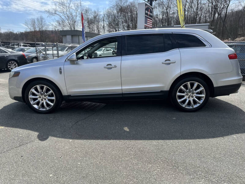2011 Lincoln MKT