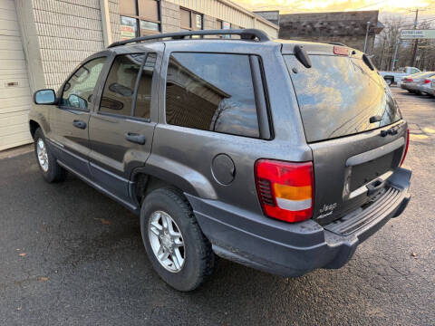 2004 Jeep Grand Cherokee Laredo