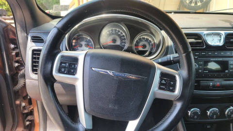 2013 Chrysler 200 Touring