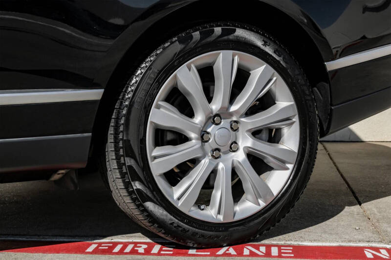 2017 Land Rover Range Rover Supercharged LWB