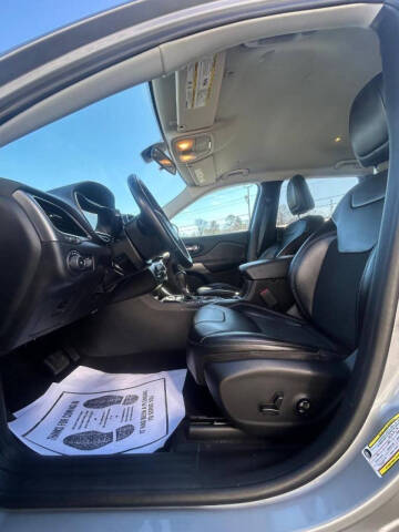 2019 Jeep Cherokee Latitude Plus