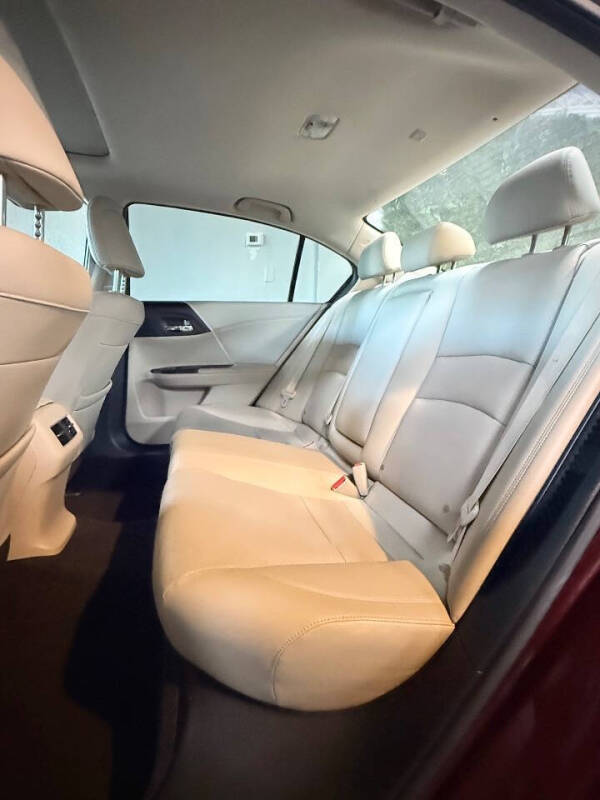 2017 Honda Accord Hybrid EX-L