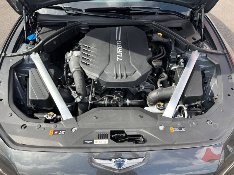 2023 Genesis G70