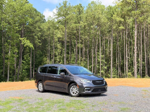 2022 Chrysler Pacifica Touring L