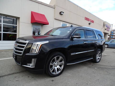 2016 Cadillac Escalade for sale at KING RICHARDS AUTO CENTER in East Providence RI