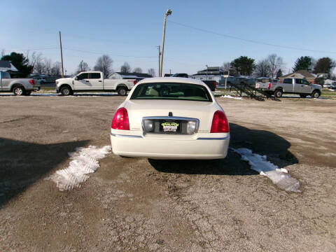 2007 Lincoln Town Car Signature Limited