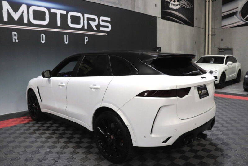 2020 Jaguar F-PACE SVR