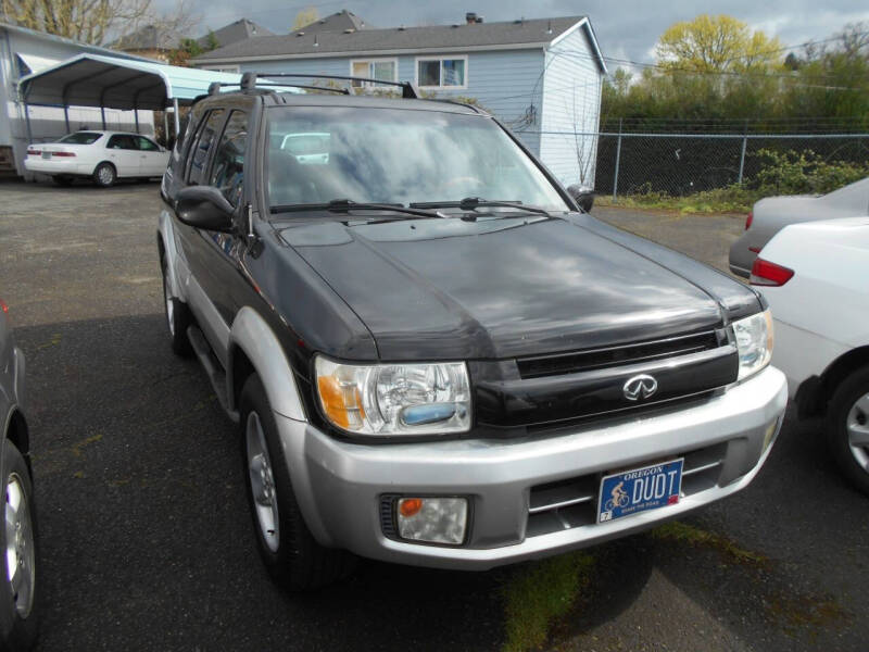 2001 Infiniti QX4 Base
