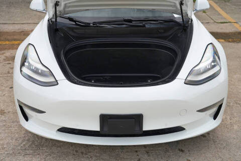 2019 Tesla Model 3 Standard Range Plus