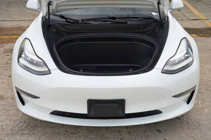2019 Tesla Model 3 Standard Range Plus