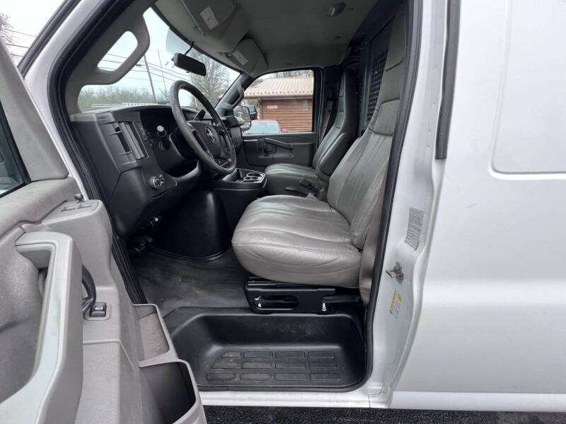 2018 GMC Savana 2500