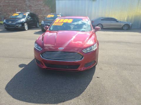 2013 Ford Fusion for sale at Frankies Auto Sales in Detroit MI