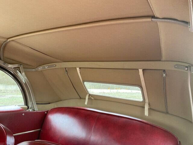 1946 Ford Super Deluxe