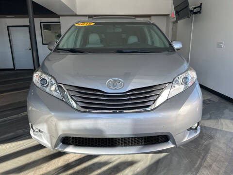 2015 Toyota Sienna for sale at Eagle Motors Plaza in Hamilton OH