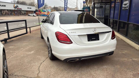2016 Mercedes-Benz C-Class