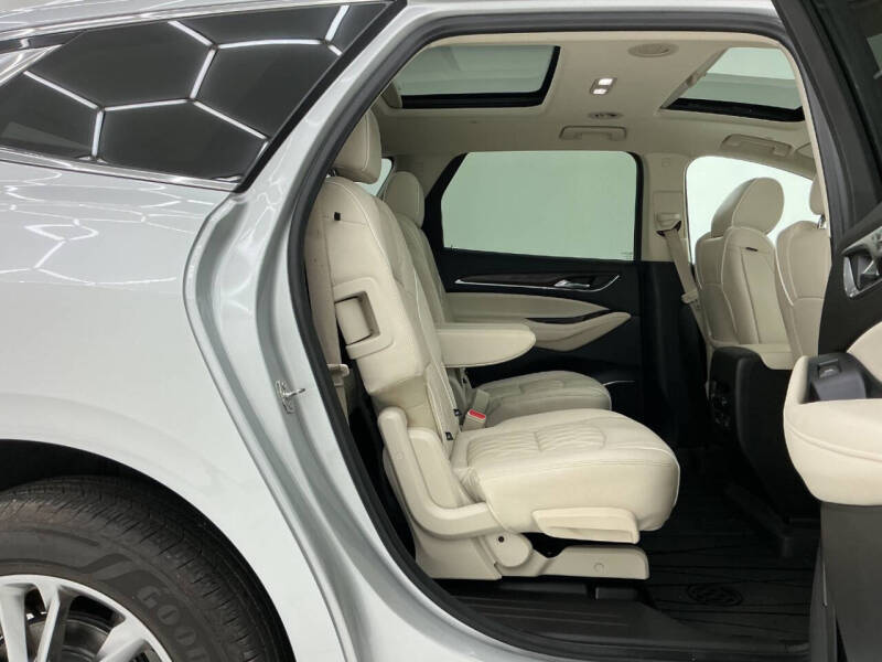 2022 Buick Enclave Avenir
