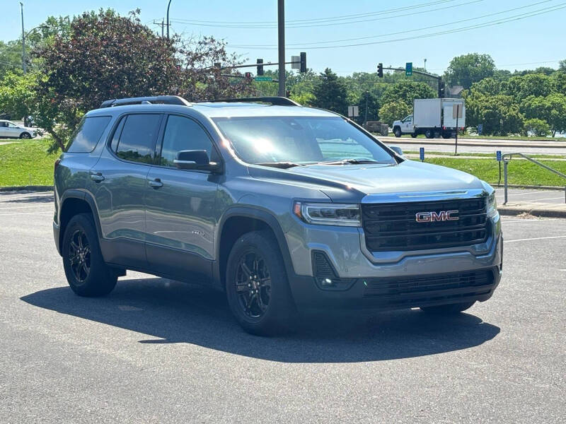 2022 GMC Acadia AT4