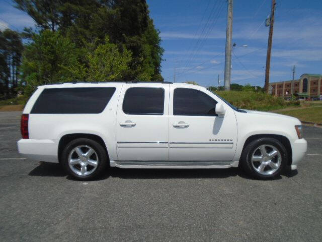 2011 Chevrolet Suburban LT