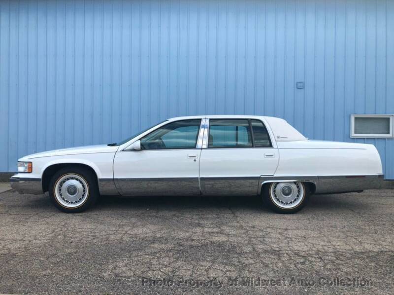 1996 Cadillac Fleetwood for sale at MIDWEST AUTO COLLECTION in Naperville IL