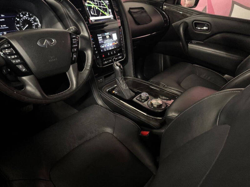 2021 Infiniti QX80 Luxe