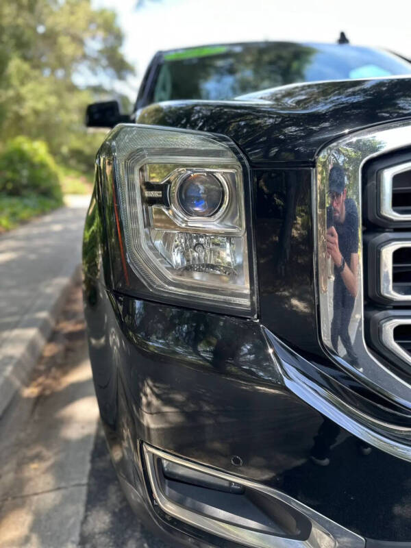2017 GMC Yukon XL SLT
