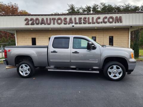 2013 GMC Sierra 2500HD for sale at 220 Auto Sales LLC in Madison NC
