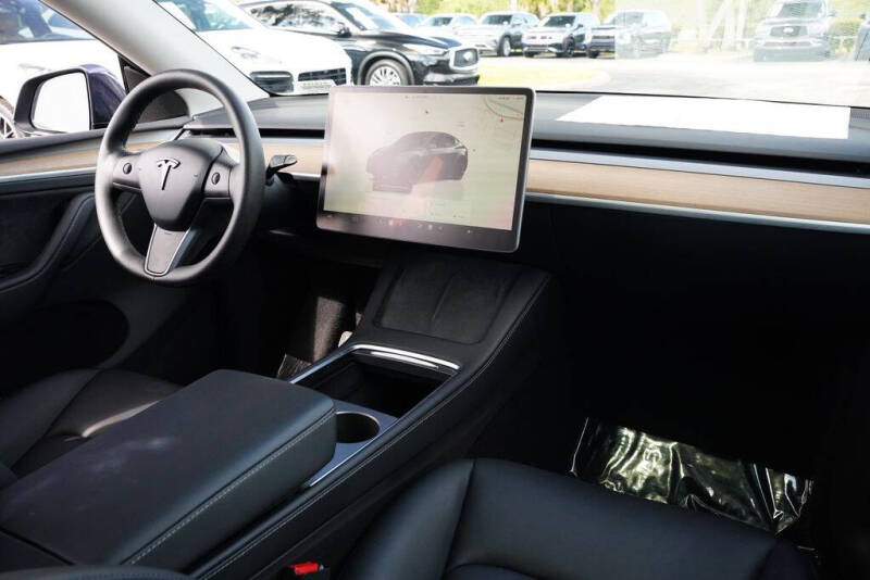 2024 Tesla Model Y Long Range