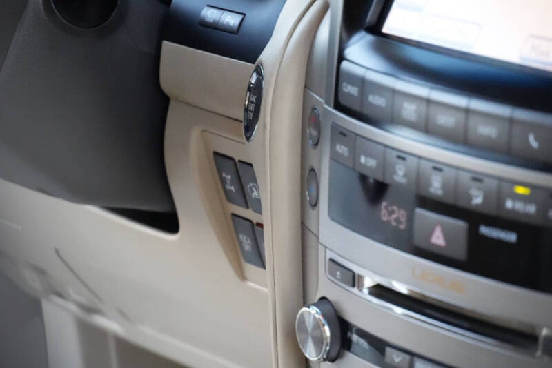 2013 Lexus LX 570