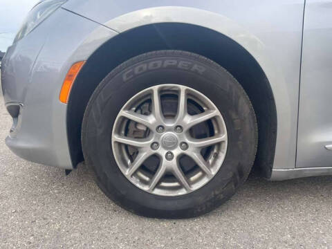 2020 Chrysler Pacifica Touring L