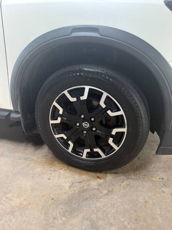 2019 Nissan Pathfinder SL